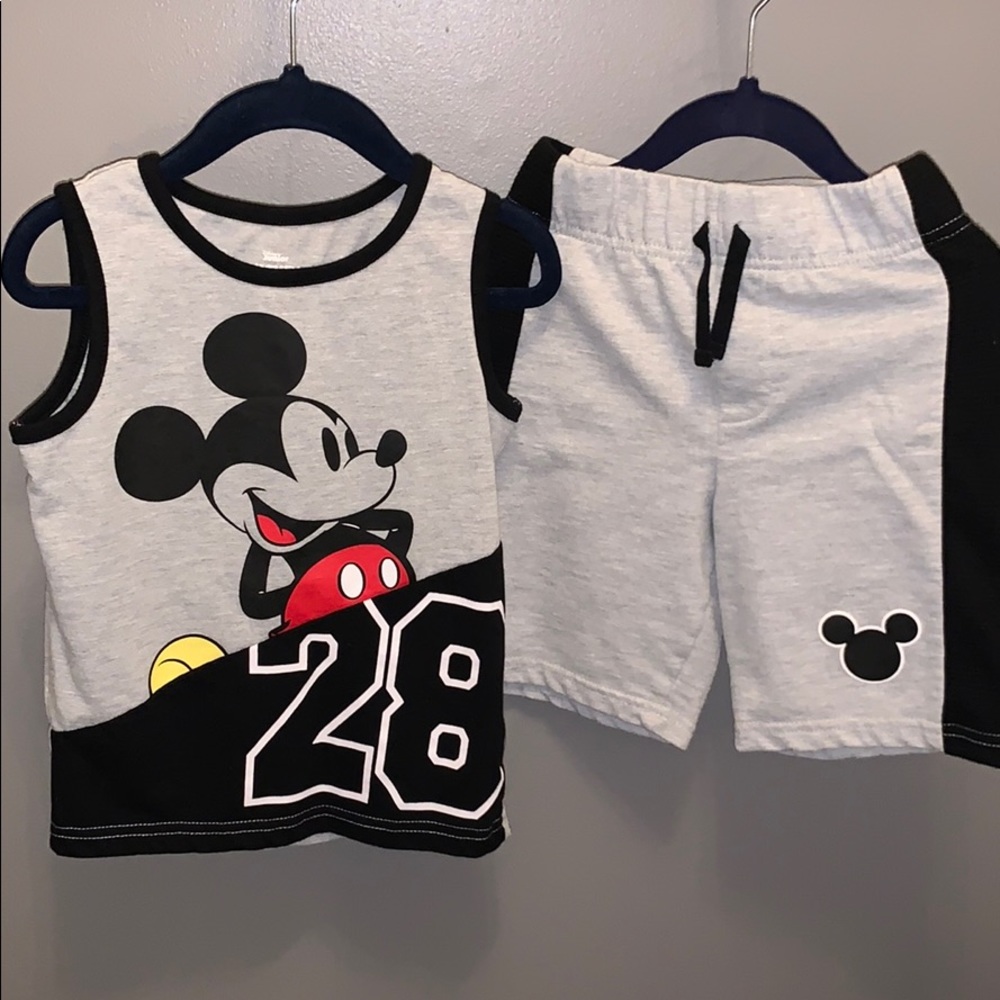 Mickey Mouse boy’s tank/short set